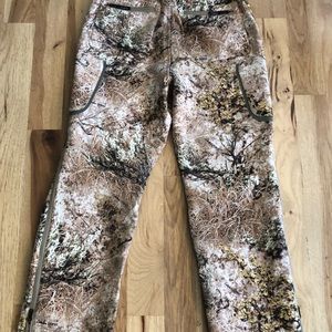 Worn one hunting season. No stain, odor, tears. Washed in unscented detergent